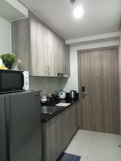 Free Wi-Fi Luxurious Haven by the Bay - 2BR Near MOA PICC CCP - 7