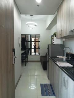 Free Wi-Fi Luxurious Haven by the Bay - 2BR Near MOA PICC CCP - Manila - 8