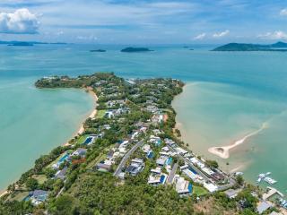 Phuket 4-6 Bedroom Seaview Villa Infinity 25mPool In-Villa Dining & Butler Gym - 6