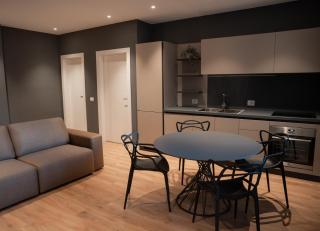 Dyrrhachium Elegance - Stylish Apartment City Center - Durrës - 0