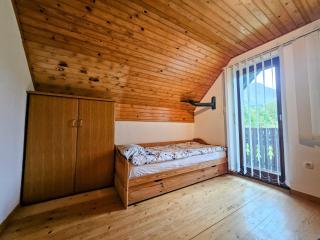Apartment for 3, balcony, nature, close to Bled - Bohinjska Bela - 7