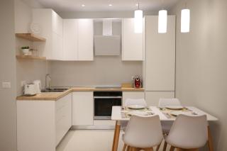 Elegant Apartment Near Wilson Square - Tirana - 6