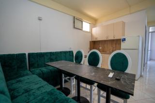 Golden Sleep Hostel - Shkodra - 5