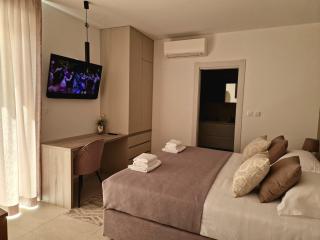 Luxury apartment Perla in Villa with heated pool - 9