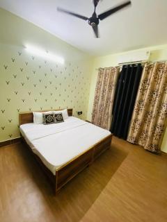 The Parijaat House - Varanasi - 0