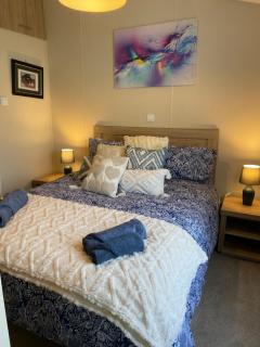 Nodes Point Sandy Bay AP27 affordable ferry prices available - Saint Helens - 2