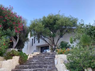 Seaview Villa, 4 bedrooms, 5 min walk to beach - Torre delle Stelle - 9