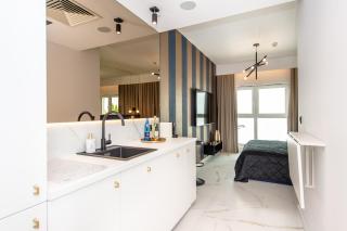 Super-Apartamenty VIP Jacuzzi III - Poznan - 8