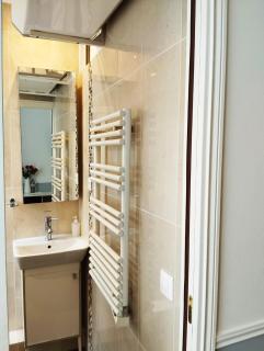 Belle chambre avec sanitaires privatifs - Paris - 5
