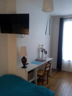 Belle chambre avec sanitaires privatifs - Paris - 4