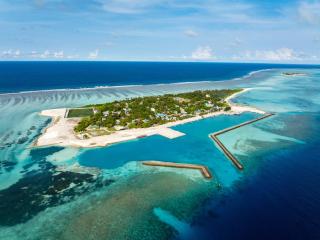 Fushi Beach Guesthouse - 8