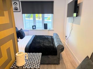 Canterbury City Suites - Kent - 8