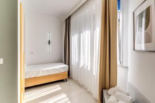 National Square Napoli - 4