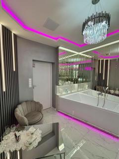Apartament "Prezydencki Deluxe" Centrum z dużą wanną dla Dwojga - Gniezno - 0