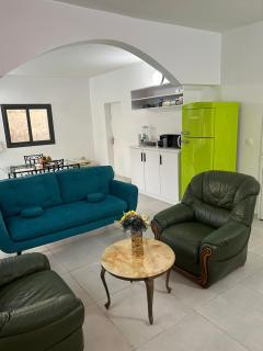 Charmante villa avec piscine, 3 chambres, salon, cuisine séparée! - Gandigal - 5