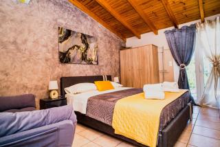The DreamHouse Athens Airport - Artemida - 9