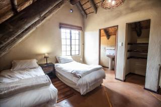 Top Lodge 4x4 Required - Bonjaneni - 2
