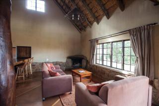 Top Lodge 4x4 Required - Bonjaneni - 1