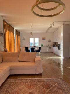 Seaview Penthouse - Vlorë - 4