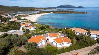 Villa Tulli fronte spiaggia Bados -Pittulongu-Golfo Aranci - 1
