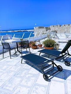 Comes Home - Monopoli - 9