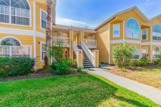 SPECTACULAR, NEW Professional Decor, Near Dis, NO Steps, Pool, Patio, LOW Rates! - Kissimmee - 2