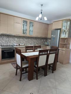 Zota apartment - Gjirokastër - 6