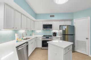 Windward Pointe 803 - 3