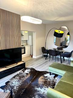Luxe 4BR Retreat - London - 4