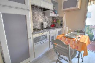 Studio tout confort, parking privé, terrasse et plage - Antibes - 6