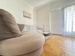 The Koukaki Urban Escape Apartment - Athens - 8