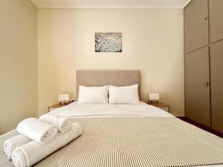 The Koukaki Urban Escape Apartment - Athens - 4