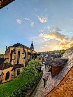 Centrally Located Sarlat Apartment with Medieval Town Views - Sarlat-la-Canéda - 8