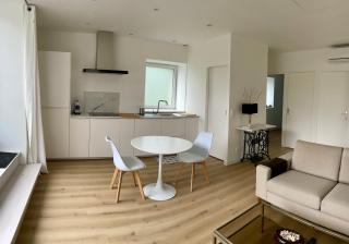Petite maison au calme proche bourg - Le Pener - 0