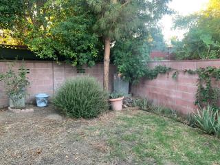 Art Studio(s) at 8509 Fullbright Avenue, Winnetka, CA, USA 91306 - 6