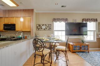 Golf Getaway with Pool Access in Myrtle Beach! - 4