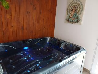 LOVE ESCAPADE -  - 4