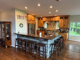 Luxury Mountain Home - 5