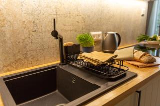 Apartment, private garage, balcony, smart check in - Banská Bystrica - 3
