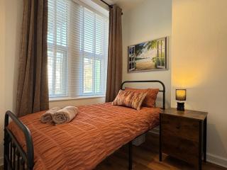 Spanish City View 3 Stunning sea front apartment Free onsite parking - Whitley Bay - 6