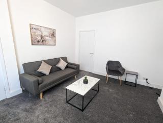 South Shields Serviced Apartment - Jarrow - 0