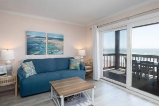 Oceanfront Pool Balcony at Ospreys Nest in North Topsail Beach - North Topsail Beach - 8