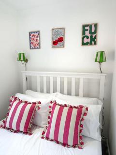 Brand new City centre apartment with parking - 8