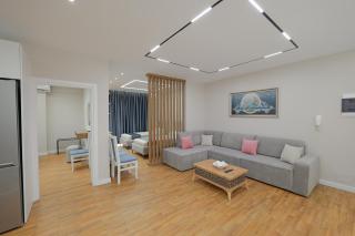 Beachside Modern Apartments - 0