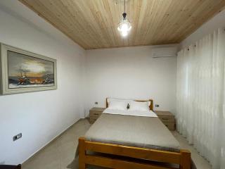Rent Rooms Sakolli - 4