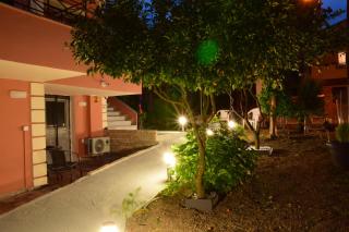 Panos Cozy Studio , Ipsos Corfu - Ágios Márkos - 9