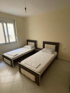 Lovely 3-bedroom apartment Rei - 2