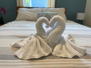 3 Bedroom in Hocking Hills w King Bed Logan Ohio - 6