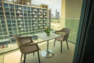 Super Studio Azizi by Aaderi - 2