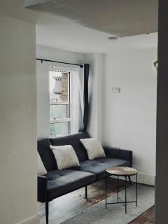25 PERCENT OFF Monthly Stays 2Bed Serviced Apartment London Business & Family Guests Free WIFI & NETFLIX Sleeps 4! - Woolwich - 4